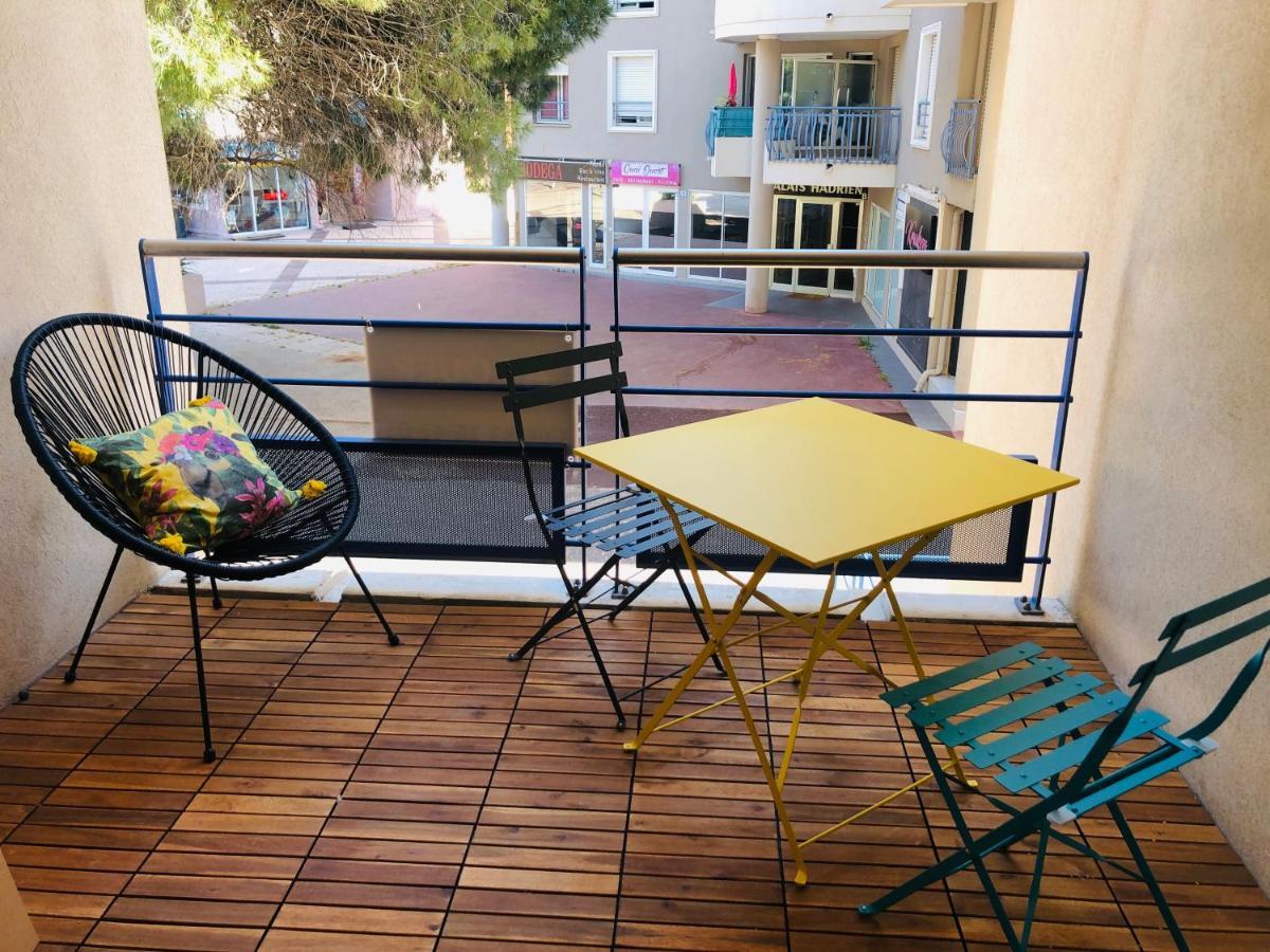 F2 à Port-fréjus 2/4 Personnes *