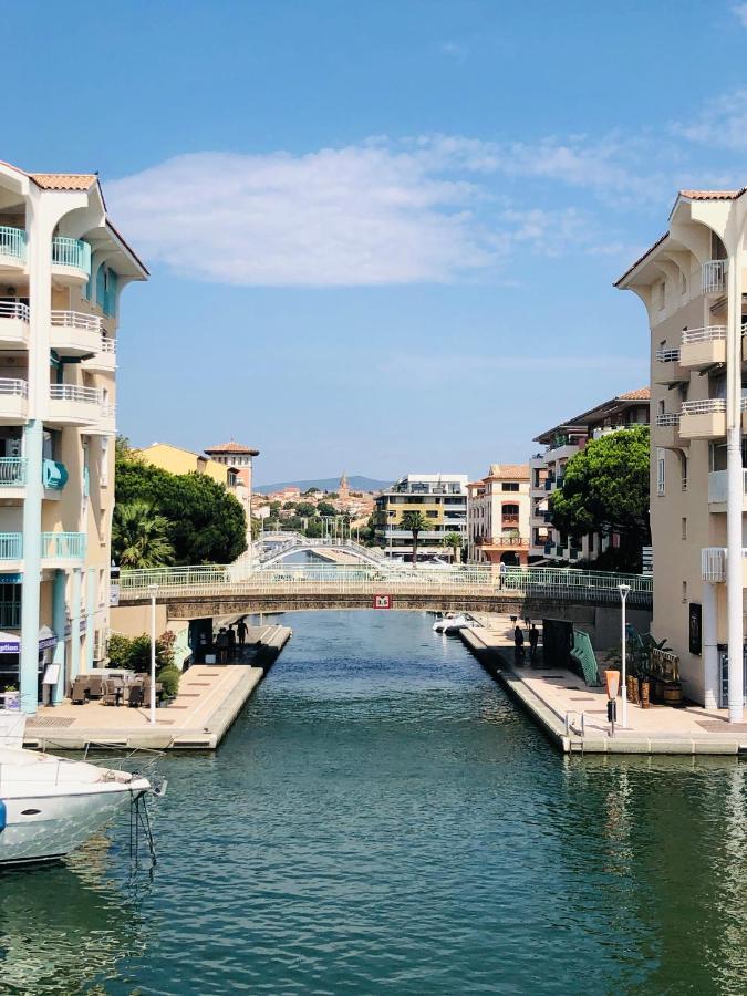 F2 à Port-fréjus 2/4 Personnes Fréjus
