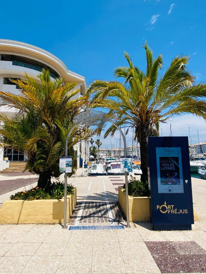 Appartamento F2 à Port-fréjus 2/4 Personnes *